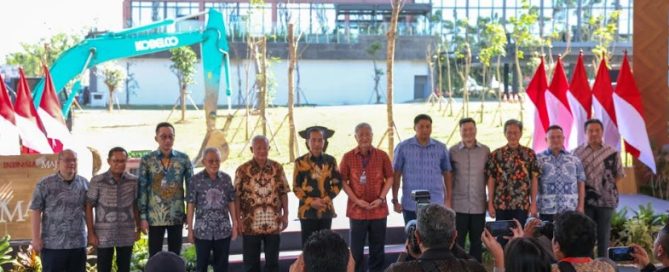 Jokowi Groundbreaking Mall Milik Aguan Cs di IKN Senilai Rp5 Triliun Jokowi Groundbreaking Mall Milik Aguan Cs di IKN Senilai Rp5 Triliun